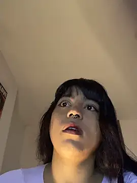 Snapshot of Naiara_sex chatting on 12-22-24, 08:38 Naiara sex online show from 12-22-24, 08:38
