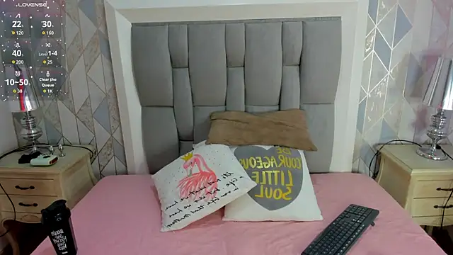 Princsgirl  online show from 10-14-25, 07:36