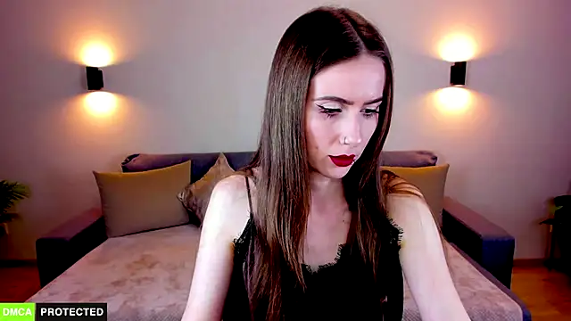 TheWoman   online show from 11-25-25, 07:14