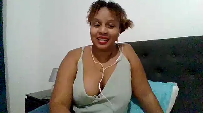 Nathyjess195 online show from 12-12-24, 06:21