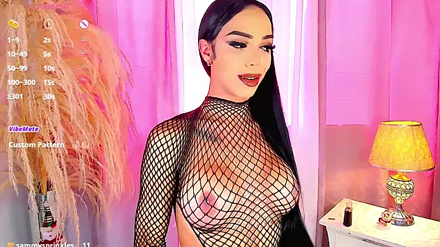 Snapshot of Michell_simons chatting on 12-08-24, 03:35 Michell simons online show from 12-08-24, 03:35