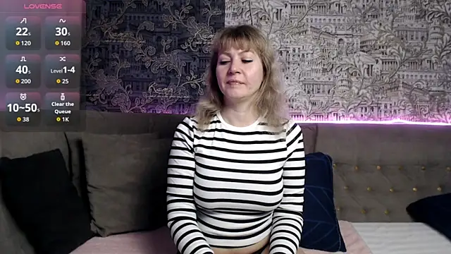 mandy foxxx online show from 11-17-25, 11:16