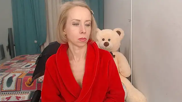 LuxuryNika online show from 01-12-25, 06:49