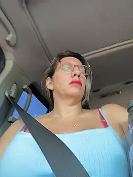 Gatitacarlita online show from 02-18-26, 01:40