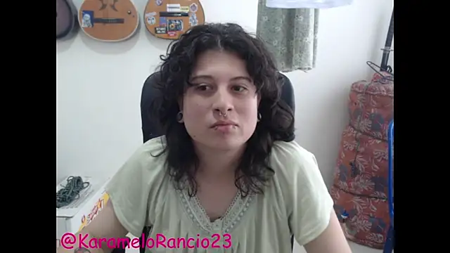 Smoke trip Alicia online show from 02-01-25, 01:09