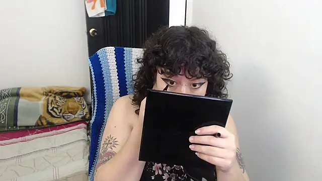 Smoke trip Alicia online show from 02-07-26, 02:32