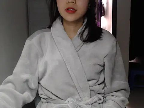 Snapshot of Bigg_Pussyy_Catt chatting on 01-08-25, 07:34 Bigg Pussyy Catt online show from 01-08-25, 07:34