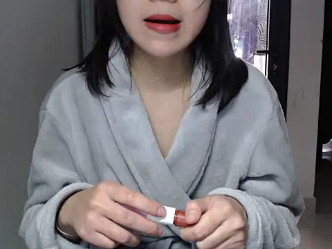 Snapshot of Bigg_Pussyy_Catt chatting on 01-13-25, 05:44 Bigg Pussyy Catt online show from 01-13-25, 05:44