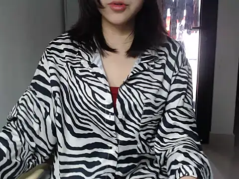 Snapshot of Bigg_Pussyy_Catt chatting on 01-16-25, 08:00 Bigg Pussyy Catt online show from 01-16-25, 08:00