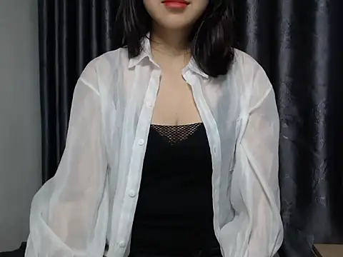 Snapshot of Bigg_Pussyy_Catt chatting on 03-21-25, 03:55 Bigg Pussyy Catt online show from 03-21-25, 03:55