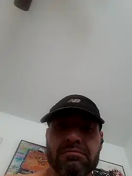 hottie212xh online show from 12-07-24, 05:31