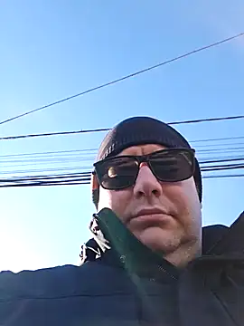 Andrew1900529 online show from 12-17-24, 08:34