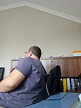 Andrew1900529 online show from 03-10-25, 12:48