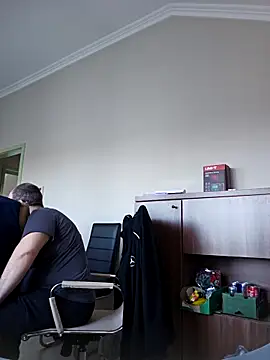 Andrew1900529 online show from 03-18-25, 01:09