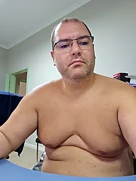 Andrew1900529 online show from 09-26-25, 08:18