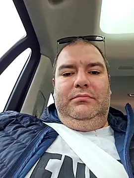 Andrew1900529 online show from 10-08-25, 12:36