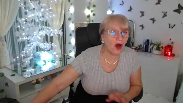 Ghertrude52 online show from 12-16-25, 04:17