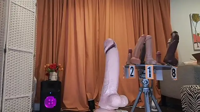 Foglove69 online show from 11-11-25, 05:24