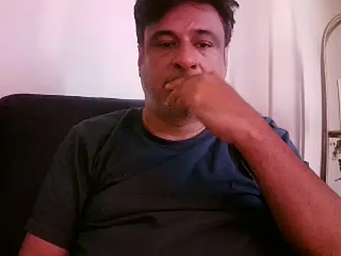 desipapaxxx online show from 02-01-25, 11:21