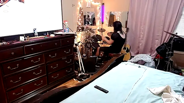 AerobicSleeve online show from 10-23-25, 10:41