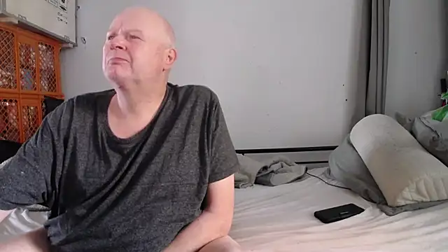 Vandrino online show from 10-19-25, 02:50