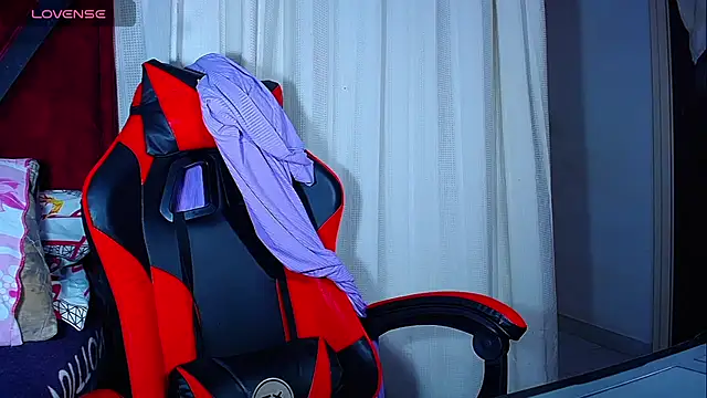 DanisaBrown online show from 12-05-25, 02:03