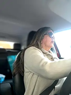 emma tour online show from 11-13-25, 04:39