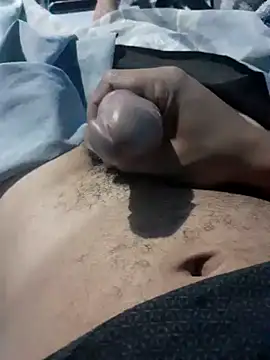 geroom online show from 01-20-25, 04:32