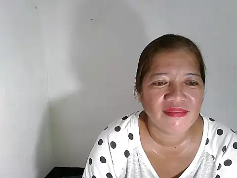 Snapshot of wethornypussy4u chatting on 01-27-25, 07:03 wethornypussy4u online show from 01-27-25, 07:03