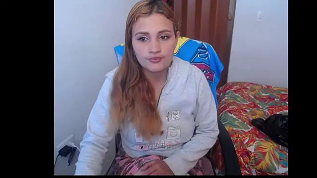 Snapshot of Mia_davis01 chatting on 02-01-25, 02:45 Mia davis01 online show from 02-01-25, 02:45