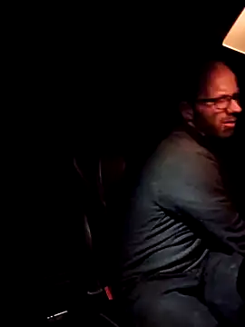 Snapshot of Cooking_Cristal chatting on 12-28-24, 01:39 Cooking Cristal online show from 12-28-24, 01:39