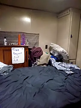 Snapshot of Cooking_Cristal chatting on 03-15-25, 02:46 Cooking Cristal online show from 03-15-25, 02:46