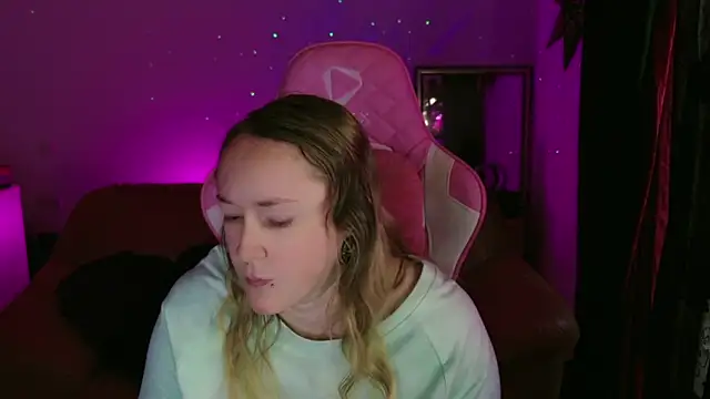 kisicaxx online show from 01-23-25, 04:26