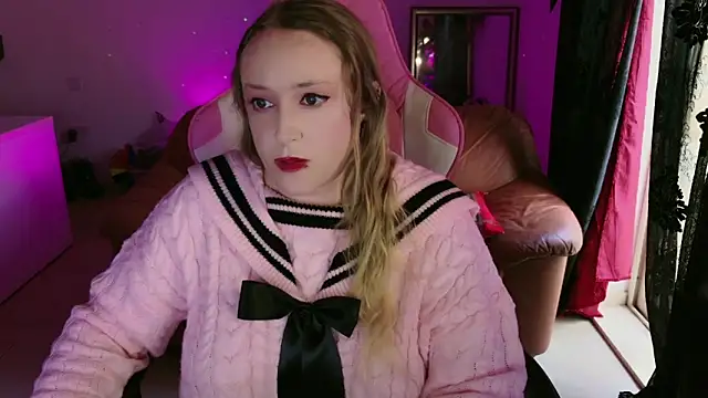 kisicaxx online show from 02-07-25, 03:52