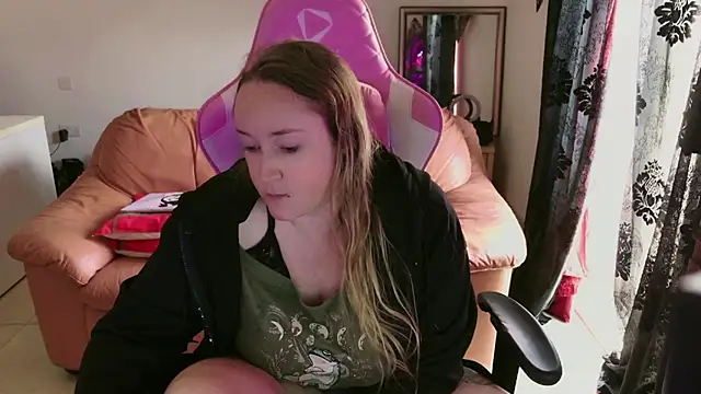 kisicaxx online show from 02-12-25, 12:44