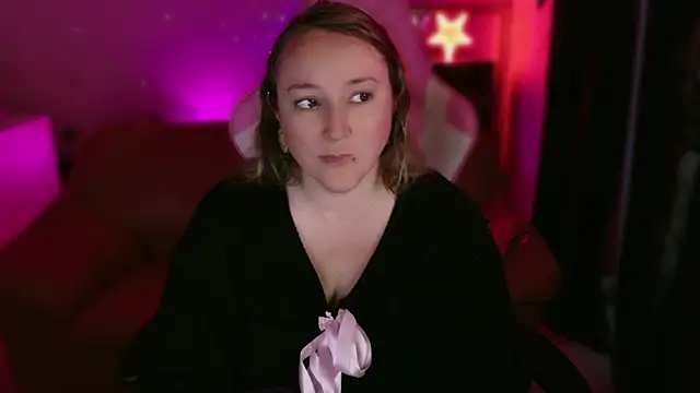 kisicaxx online show from 02-25-25, 05:04