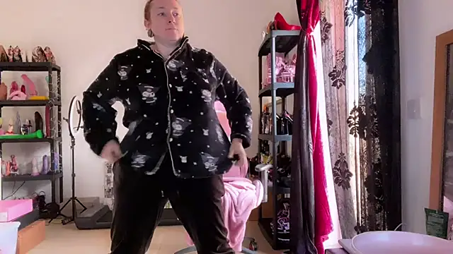 kisicaxx online show from 11-25-25, 06:35