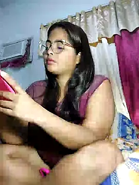 Snapshot of missmelissa_ chatting on 12-11-24, 09:19 missmelissa online show from 12-11-24, 09:19