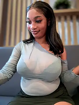   Nessa   online show from 10-19-25, 11:33