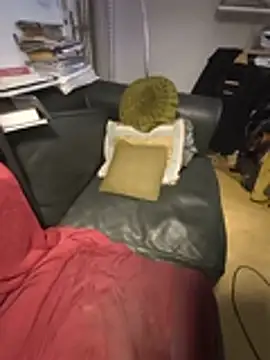 Snapshot of briochin chatting on 11-22-25, 12:15 briochin online show from 11-22-25, 12:15