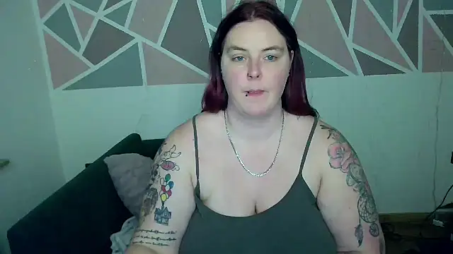 JoyceKyra91 online show from 01-05-25, 06:35