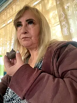 Snapshot of Irina2909@xh chatting on 10-12-25, 09:19 Irina2909xh online show from 10-12-25, 09:19