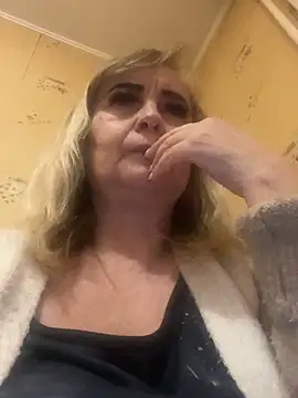 Snapshot of Irina2909@xh chatting on 10-12-25, 09:36 Irina2909xh online show from 10-12-25, 09:36