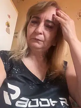 Snapshot of Irina2909@xh chatting on 11-11-25, 08:14 Irina2909xh online show from 11-11-25, 08:14