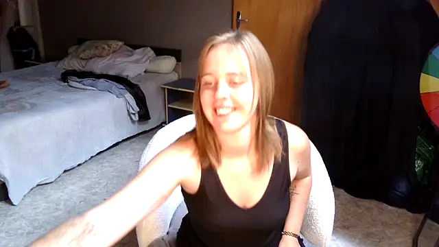 MissGirly online show from 09-15-25, 12:05