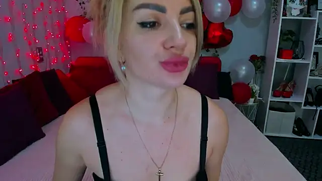 LunaBellucci online show from 02-06-26, 07:02