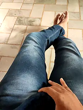 Snapshot of Big_boss_ind chatting on 02-24-25, 02:19 Big boss ind online show from 02-24-25, 02:19