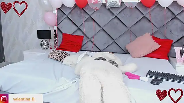 valentina fi online show from 02-12-25, 03:16