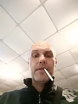 Snapshot of Sam_Colt chatting on 01-08-26, 12:07 Sam Colt online show from 01-08-26, 12:07