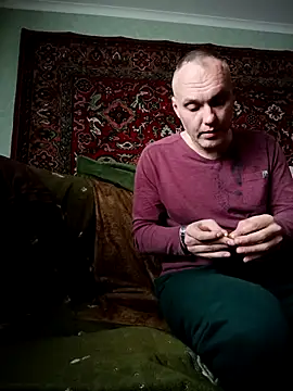 Snapshot of Sam_Colt chatting on 01-18-26, 06:28 Sam Colt online show from 01-18-26, 06:28